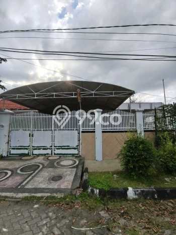 Rumah Luxury Modern Siap Huni di Tidar Surabaya Rumah Luxury Modern Siap Huni di Tidar Surabaya