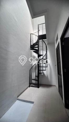 Rumah Modern Minimalis 4 Kamar Siap Huni di Kenjeran Rumah Modern Minimalis 4 Kamar Siap Huni di Kenjeran