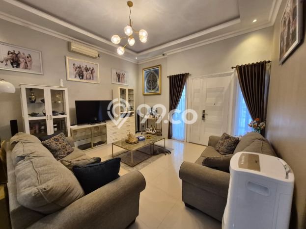 Jual Rumah Bagus Siap Huni LB 115m2 di Rungkut, Surabaya Jual Rumah Bagus Siap Huni LB 115m2 di Rungkut, Surabaya