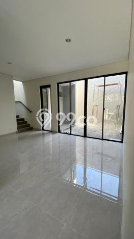 Jual Rumah Bagus Siap Huni LB 127m2 di Benowo, Surabaya Jual Rumah Bagus Siap Huni LB 127m2 di Benowo, Surabaya