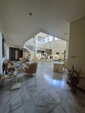 For Sale! Luxury House LT 450m2 Desain Elegan di Dharma Husada For Sale! Luxury House LT 450m2 Desain Elegan di Dharma Husada