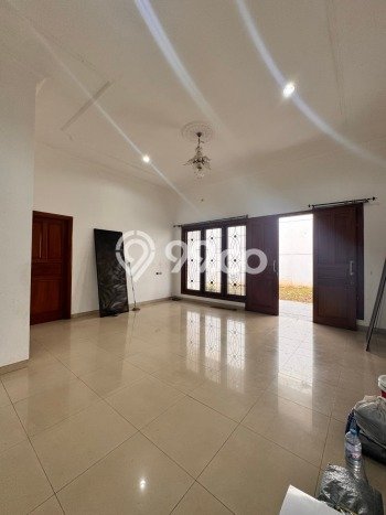Sewa cepat hunian minimalis lokasi strategis 7 Kamar di Mulyorejo, Surabaya Sewa cepat hunian minimalis lokasi strategis 7 Kamar di Mulyorejo, Surabaya