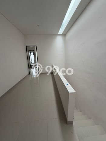 Jual Rumah Eksklusif 4 KT di Pondok Tjandra, Sidoarjo Jual Rumah Eksklusif 4 KT di Pondok Tjandra, Sidoarjo