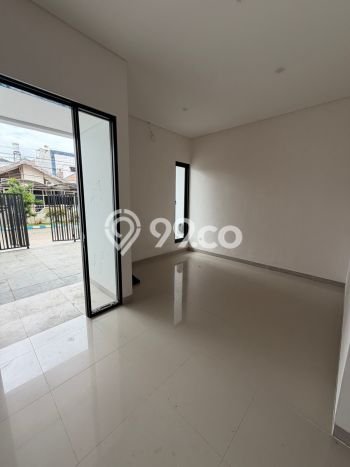 Jual Rumah Eksklusif 4 KT di Pondok Tjandra, Sidoarjo Jual Rumah Eksklusif 4 KT di Pondok Tjandra, Sidoarjo
