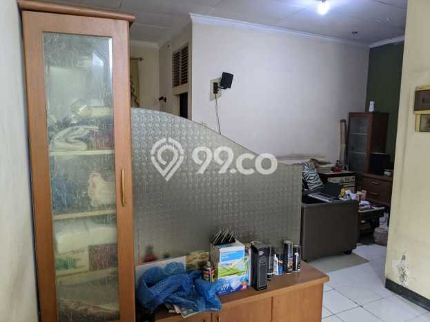 Rumah Modern Cantik 3 KT Bisa Langsung Pindah di Rungkut Rumah Modern Cantik 3 KT Bisa Langsung Pindah di Rungkut