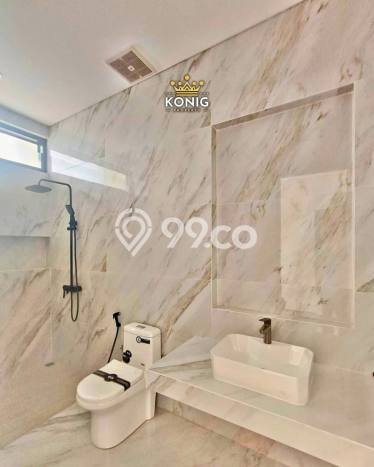 Jual Rumah Luas Elegan Dengan View Cantik di Surabaya Kota, Surabaya Jual Rumah Luas Elegan Dengan View Cantik di Surabaya Kota, Surabaya
