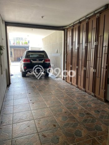 Jual Rumah Mewah Megah Dengan View Eksklusif di Alam Sutera, Tangerang Jual Rumah Mewah Megah Dengan View Eksklusif di Alam Sutera, Tangerang
