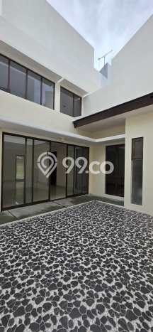 Rumah Elit Modern Tanpa Renovasi di BSD Eminent Tangerang Rumah Elit Modern Tanpa Renovasi di BSD Eminent Tangerang