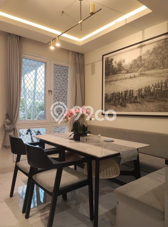 Jual Rumah Mewah Megah Dengan View Eksklusif di Summarecon Serpong, Tangerang Jual Rumah Mewah Megah Dengan View Eksklusif di Summarecon Serpong, Tangerang