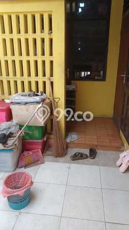 For Sale Rumah 2 Kamar Lokasi Ideal Bagus dan Strategis di Serpong Utara For Sale Rumah 2 Kamar Lokasi Ideal Bagus dan Strategis di Serpong Utara