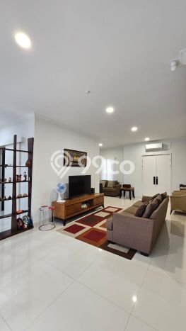 Hunian Mewah LB 200m2 Siap Huni Desain Elegan di Gading Serpong, Tangerang Hunian Mewah LB 200m2 Siap Huni Desain Elegan di Gading Serpong, Tangerang