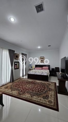 Hunian Mewah LB 200m2 Siap Huni Desain Elegan di Gading Serpong, Tangerang Hunian Mewah LB 200m2 Siap Huni Desain Elegan di Gading Serpong, Tangerang