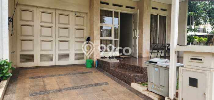 Rumah Elit Modern Tanpa Renovasi di Summarecon Serpong Tangerang Rumah Elit Modern Tanpa Renovasi di Summarecon Serpong Tangerang