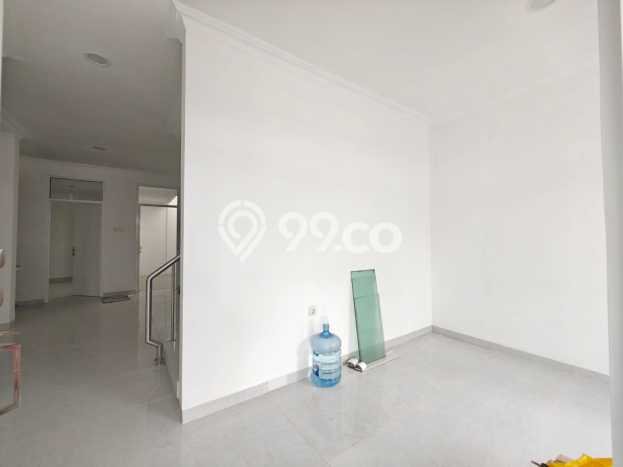 Hunian Asri , Lingkungan Tenang - LT 120m2m² Hunian Asri , Lingkungan Tenang - LT 120m2m²