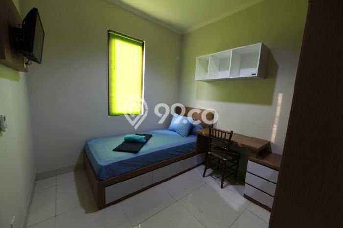 Cocok Untuk Investasi! For Sale Kost di BSD Eminent 9 Kamar Cocok Untuk Investasi! For Sale Kost di BSD Eminent 9 Kamar