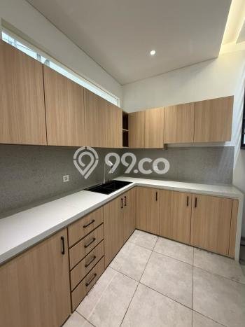 Jual Rumah Luas Elegan Dengan View Eksklusif di Alam Sutera, Tangerang Jual Rumah Luas Elegan Dengan View Eksklusif di Alam Sutera, Tangerang