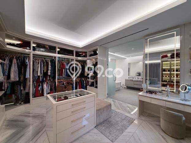 Dijual Rumah Luas Megah Dengan View Eksklusif di BSD, Tangerang Dijual Rumah Luas Megah Dengan View Eksklusif di BSD, Tangerang