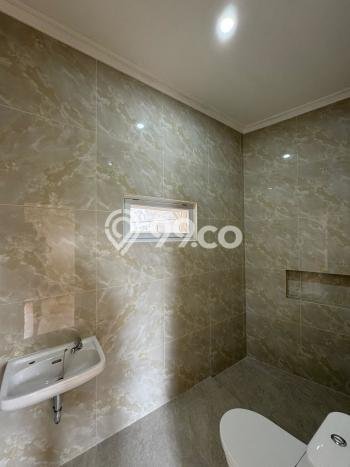Rumah Elit Modern Tanpa Renovasi di Summarecon Serpong Tangerang Rumah Elit Modern Tanpa Renovasi di Summarecon Serpong Tangerang