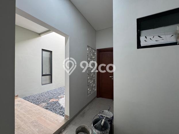 Hunian Mewah LB 428m2 Siap Huni Desain Elegan di BSD Green Wich, Tangerang Hunian Mewah LB 428m2 Siap Huni Desain Elegan di BSD Green Wich, Tangerang