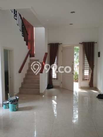 For Sale! Luxury House LT 212m2 Desain Elegan di Gading Serpong Pondok Hijau Golf For Sale! Luxury House LT 212m2 Desain Elegan di Gading Serpong Pondok Hijau Golf