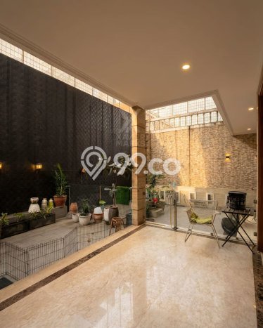Hunian Elit LB 600m2 Siap Pakai Desain Elegan di Gading Serpong, Tangerang Hunian Elit LB 600m2 Siap Pakai Desain Elegan di Gading Serpong, Tangerang