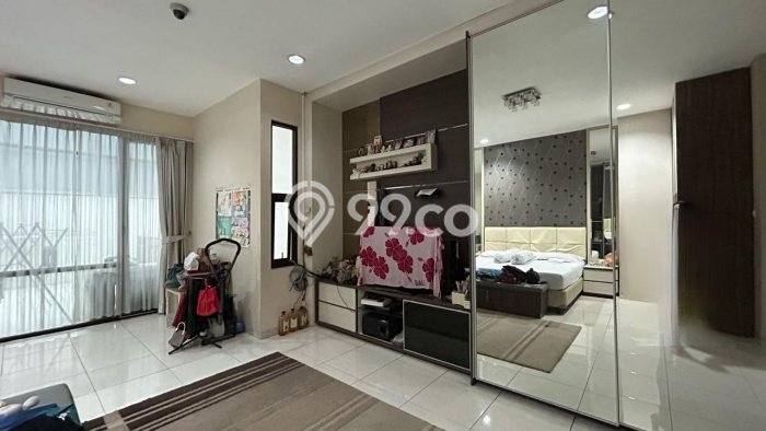Rumah Elit LB 350m2 Siap Pakai Desain Elegan di Alam Sutera, Tangerang Rumah Elit LB 350m2 Siap Pakai Desain Elegan di Alam Sutera, Tangerang