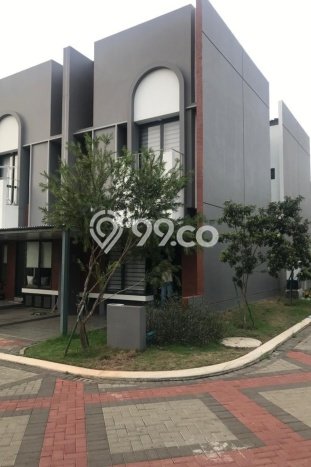 Jual Rumah Eksklusif 2 KT di BSD City, Tangerang Jual Rumah Eksklusif 2 KT di BSD City, Tangerang
