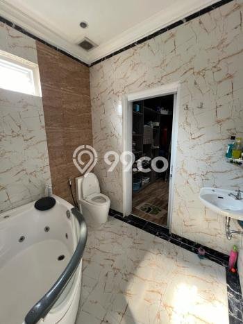 Rumah Elit Modern Tanpa Renovasi di Gading Serpong Tangerang Rumah Elit Modern Tanpa Renovasi di Gading Serpong Tangerang