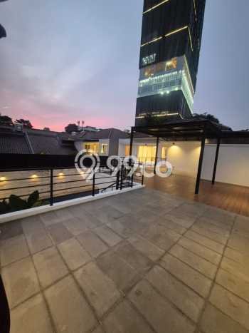 For Sale! Luxury House LT 480m2 Desain Modern di Alam Sutera For Sale! Luxury House LT 480m2 Desain Modern di Alam Sutera