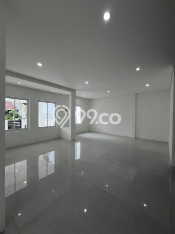 Rumah Elit Modern Siap Huni di Villa Melati Mas Tangerang Selatan Rumah Elit Modern Siap Huni di Villa Melati Mas Tangerang Selatan