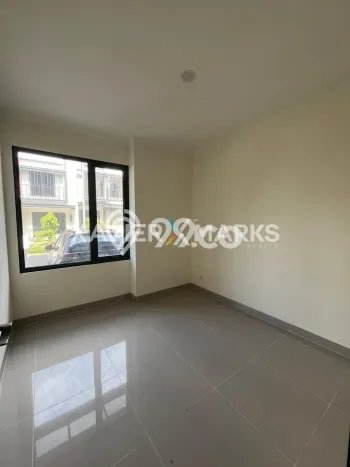 Hunian Mewah LB 144m2 Siap Huni Desain Elegan di Gading Serpong, Tangerang Hunian Mewah LB 144m2 Siap Huni Desain Elegan di Gading Serpong, Tangerang