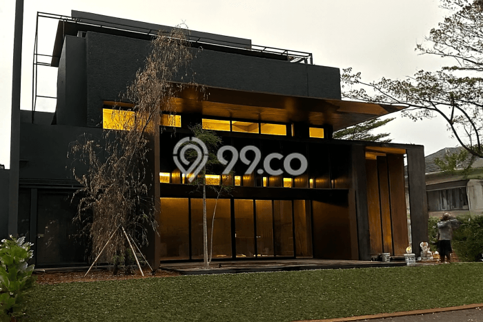 Rumah Elit LB 520m2 Siap Pakai Desain Elegan di Alam Sutera, Tangerang Rumah Elit LB 520m2 Siap Pakai Desain Elegan di Alam Sutera, Tangerang