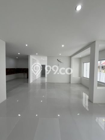 Rumah Elit Modern Siap Huni di Villa Melati Mas Tangerang Selatan Rumah Elit Modern Siap Huni di Villa Melati Mas Tangerang Selatan