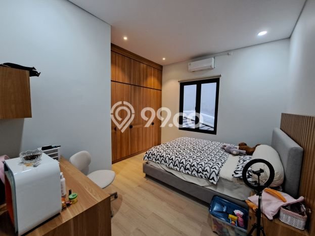 Rumah Elit Modern Siap Huni di Gading Serpong Tangerang Rumah Elit Modern Siap Huni di Gading Serpong Tangerang
