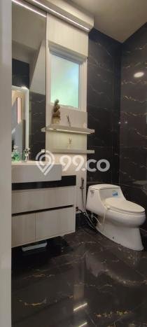 Hunian Mewah LB 200m2 Siap Huni Desain Elegan di BSD Eminent, Tangerang Hunian Mewah LB 200m2 Siap Huni Desain Elegan di BSD Eminent, Tangerang