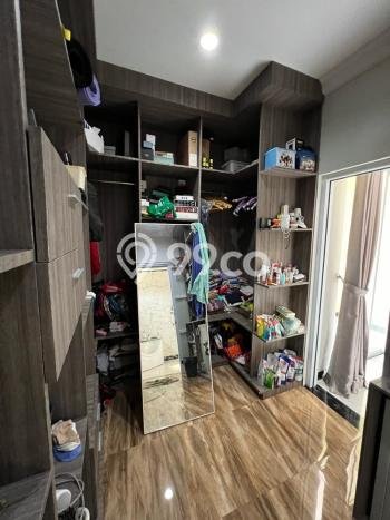 Rumah Elit Modern Tanpa Renovasi di Gading Serpong Tangerang Rumah Elit Modern Tanpa Renovasi di Gading Serpong Tangerang