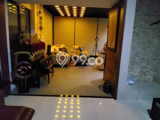 Rumah Luxury Modern Siap Huni di BSD Tangerang Rumah Luxury Modern Siap Huni di BSD Tangerang