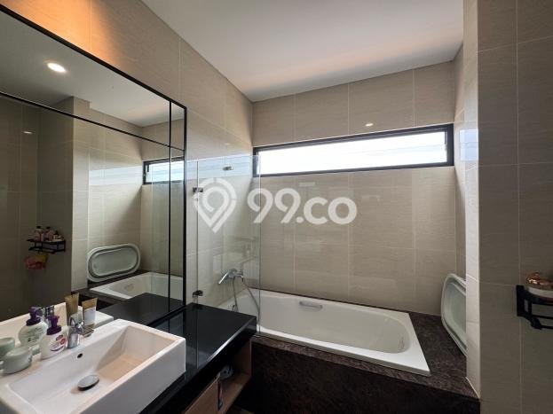 Rumah Luxury Modern Siap Huni di Summarecon Serpong Tangerang Rumah Luxury Modern Siap Huni di Summarecon Serpong Tangerang