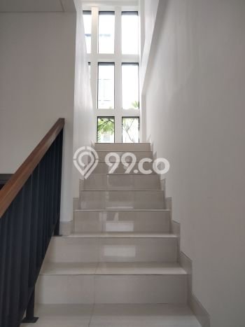 Ruko Dijual di BSD LT 126m2, LB 236m2 untuk Investasi Ruko Dijual di BSD LT 126m2, LB 236m2 untuk Investasi