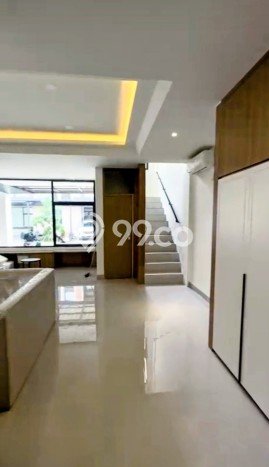 Rumah Elit Modern Siap Huni di BSD City Tangerang Rumah Elit Modern Siap Huni di BSD City Tangerang