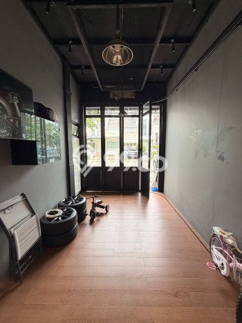 Rumah Mewah LB 175m2 Siap Huni Desain Elegan di BSD Green Wich, Tangerang Rumah Mewah LB 175m2 Siap Huni Desain Elegan di BSD Green Wich, Tangerang