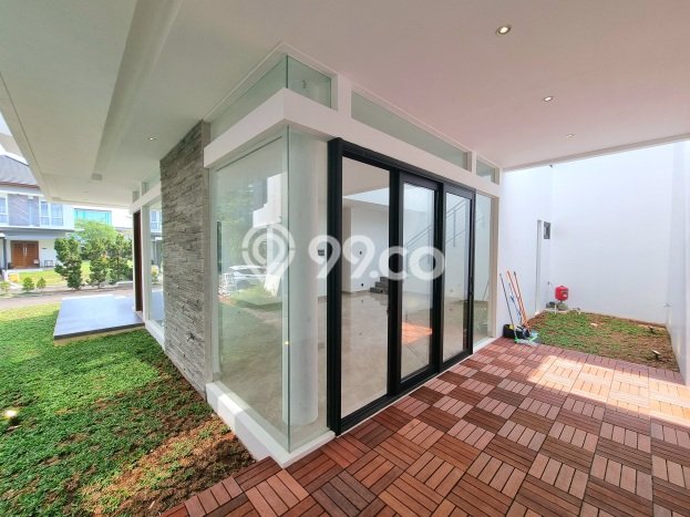Dijual Rumah Luas Megah Dengan View Cantik di BSD City, Tangerang Dijual Rumah Luas Megah Dengan View Cantik di BSD City, Tangerang