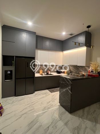 Rumah Strategis 4 KT LT 112m2m² di Gading Serpong, Tangerang Rumah Strategis 4 KT LT 112m2m² di Gading Serpong, Tangerang