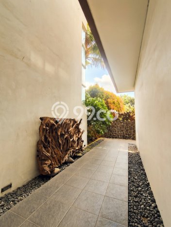 For Sale! Premium House LT 500m2 Desain Elegan di Alam Sutera For Sale! Premium House LT 500m2 Desain Elegan di Alam Sutera