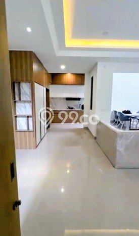 Rumah Elit Modern Siap Huni di BSD City Tangerang Rumah Elit Modern Siap Huni di BSD City Tangerang