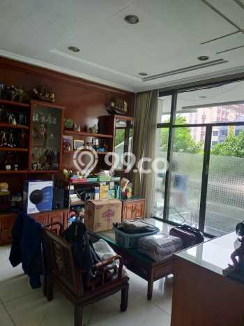 Rumah Elit Modern Tanpa Renovasi di Tamansari Jakarta Barat Rumah Elit Modern Tanpa Renovasi di Tamansari Jakarta Barat