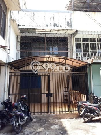 Unit Ruko Dijual di Jakarta Barat LT 104m2 & LB 208m2 Unit Ruko Dijual di Jakarta Barat LT 104m2 & LB 208m2