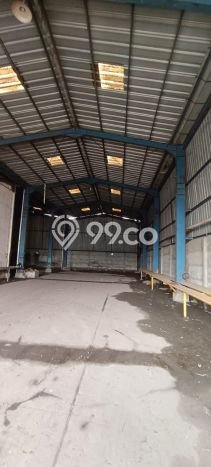 Gudang di Cipondoh, Luas 600m², Pusat Bisnis Gudang di Cipondoh, Luas 600m², Pusat Bisnis
