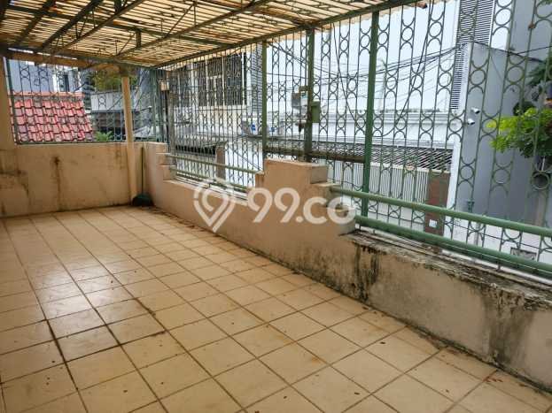 Rumah Luas Asri 4 KT Siap Huni di Jelambar Jakarta Barat Rumah Luas Asri 4 KT Siap Huni di Jelambar Jakarta Barat
