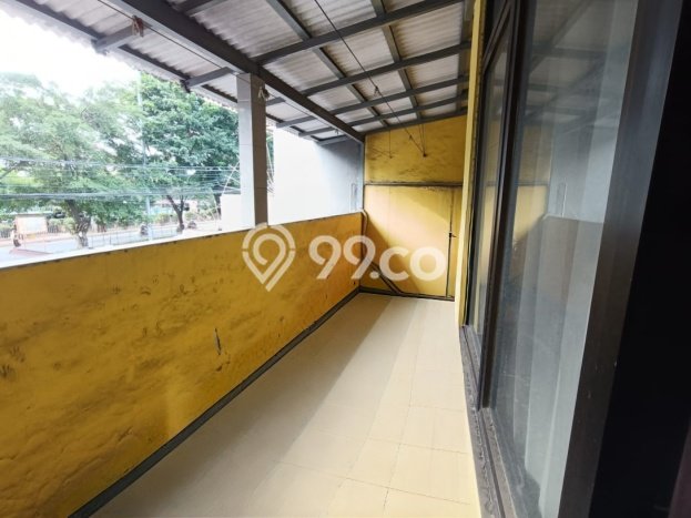 Ruko Dijual di Jakarta Timur LT 117m2 & LB 180m2 Lokasi Terbaik! Ruko Dijual di Jakarta Timur LT 117m2 & LB 180m2 Lokasi Terbaik!